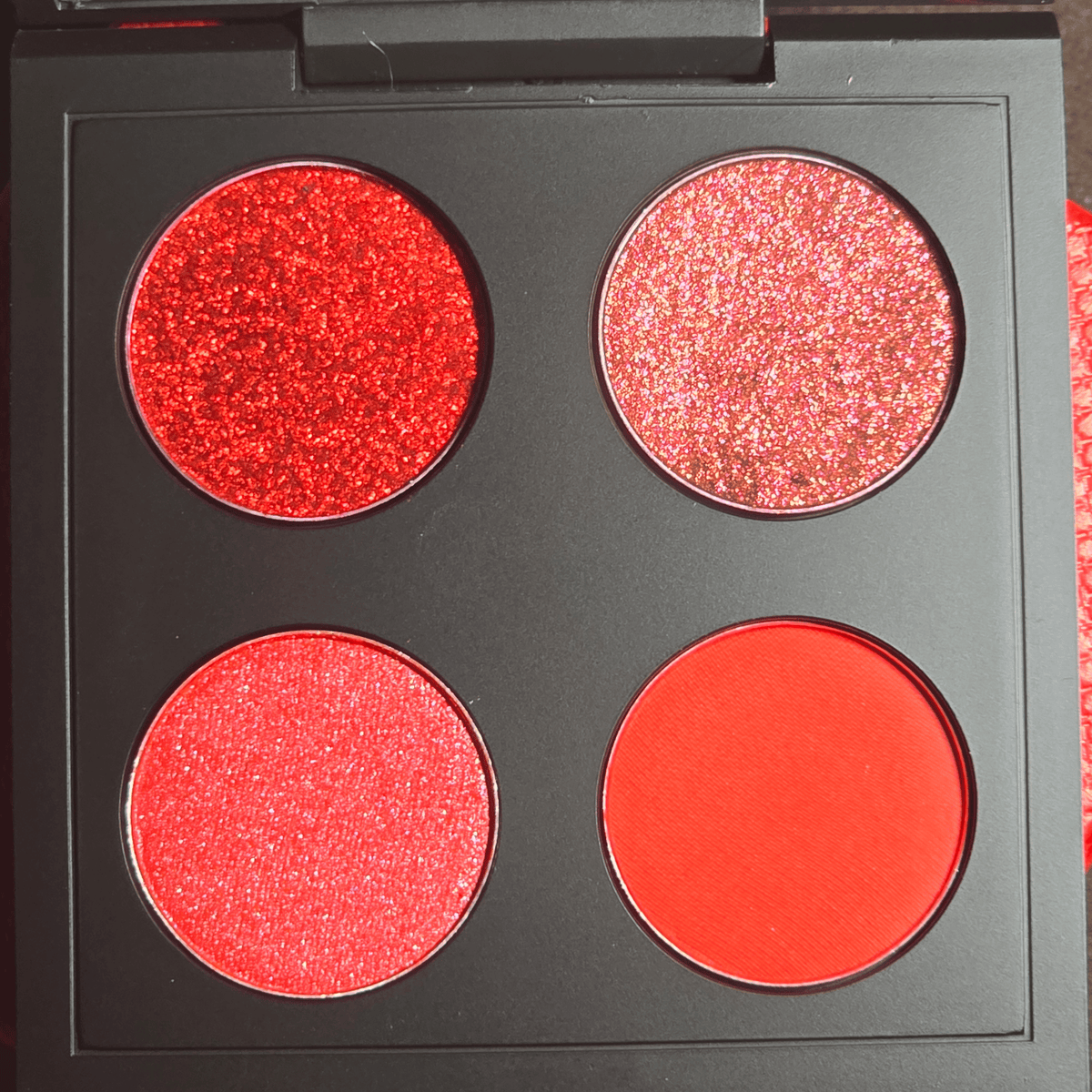 Red Queen's Christmas – Rule in Red | 4-Pan Luxury Red Eyeshadow Palette